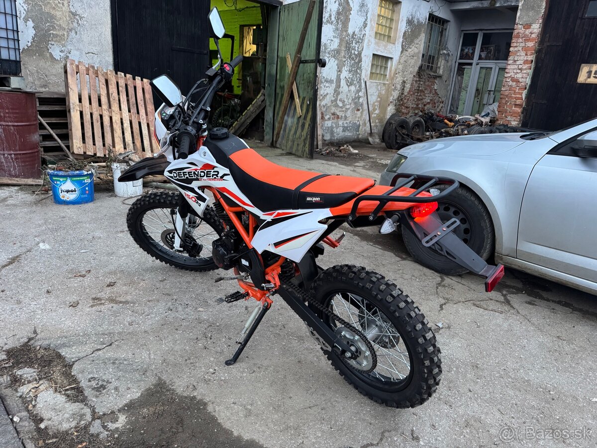 Enduro Defender 150cm3 2roky