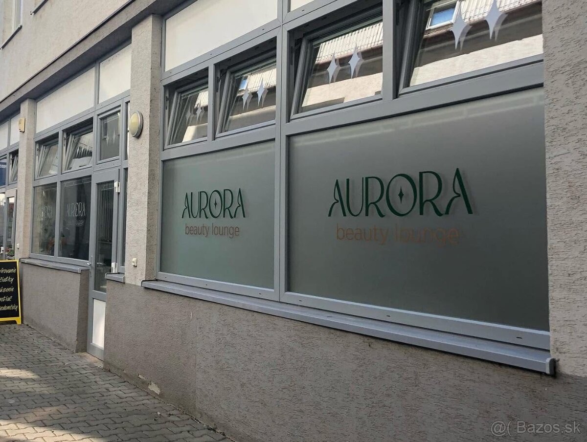 NA PRENÁJOM: Obchodný priestor s výmerou 52m2 v centre mesta - 3