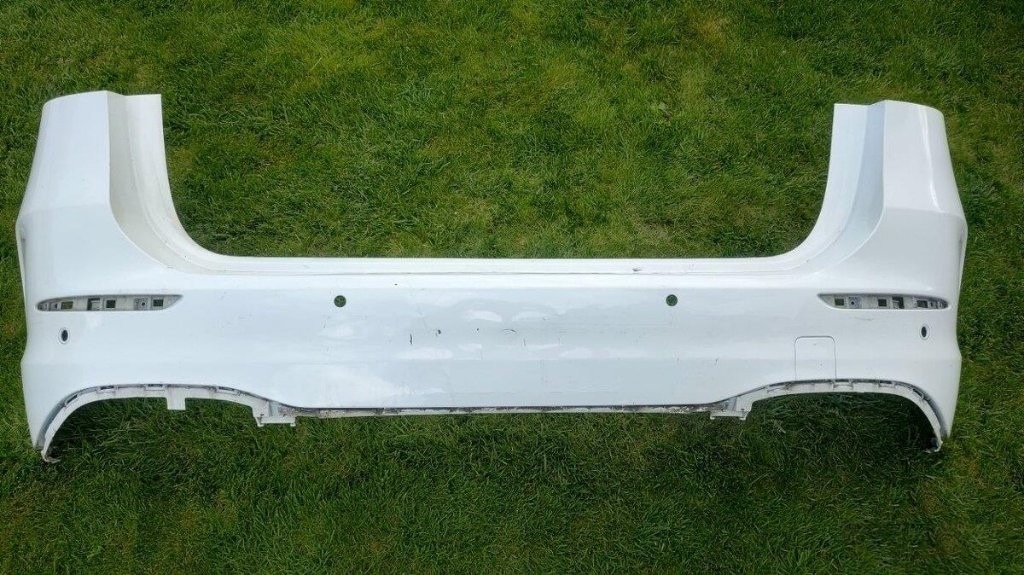 Mercedes B - class W247 2018 - zadny naraznik AMG - 3