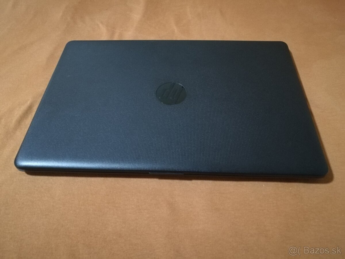 HP. 4-Jadro. 15,6 HD. SSD 128GB. 8 GB DDR4. Nová baterka. - 3