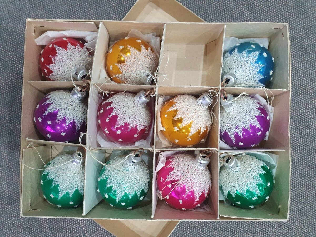 RETRO VIANOČNÉ OZDOBY - 3