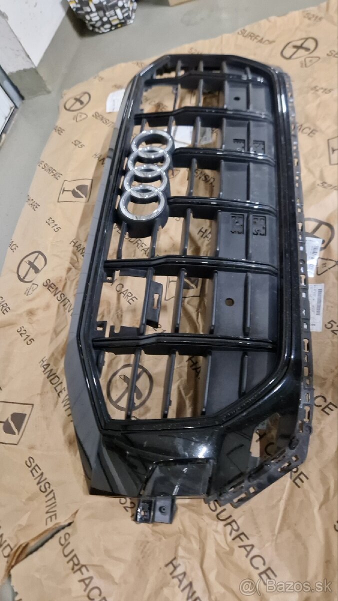 PREDNA MASKA NA AUDI Q8 4M8 sline - 3