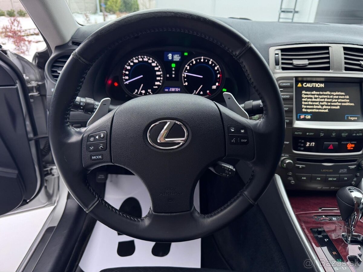 LEXUS IS250 - 3