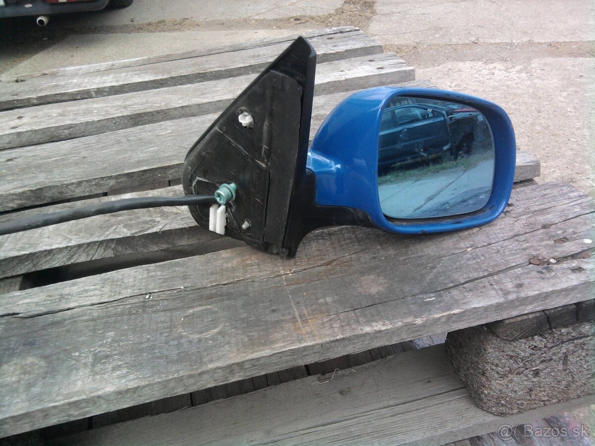 vw golf 4 spatne zrkadla,predna kapota - 3
