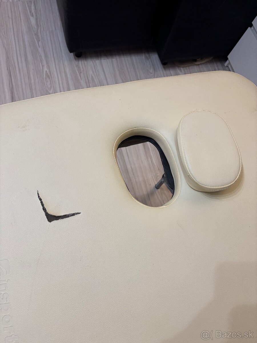 Predám plnohodnotné masážne lehátko. - 3