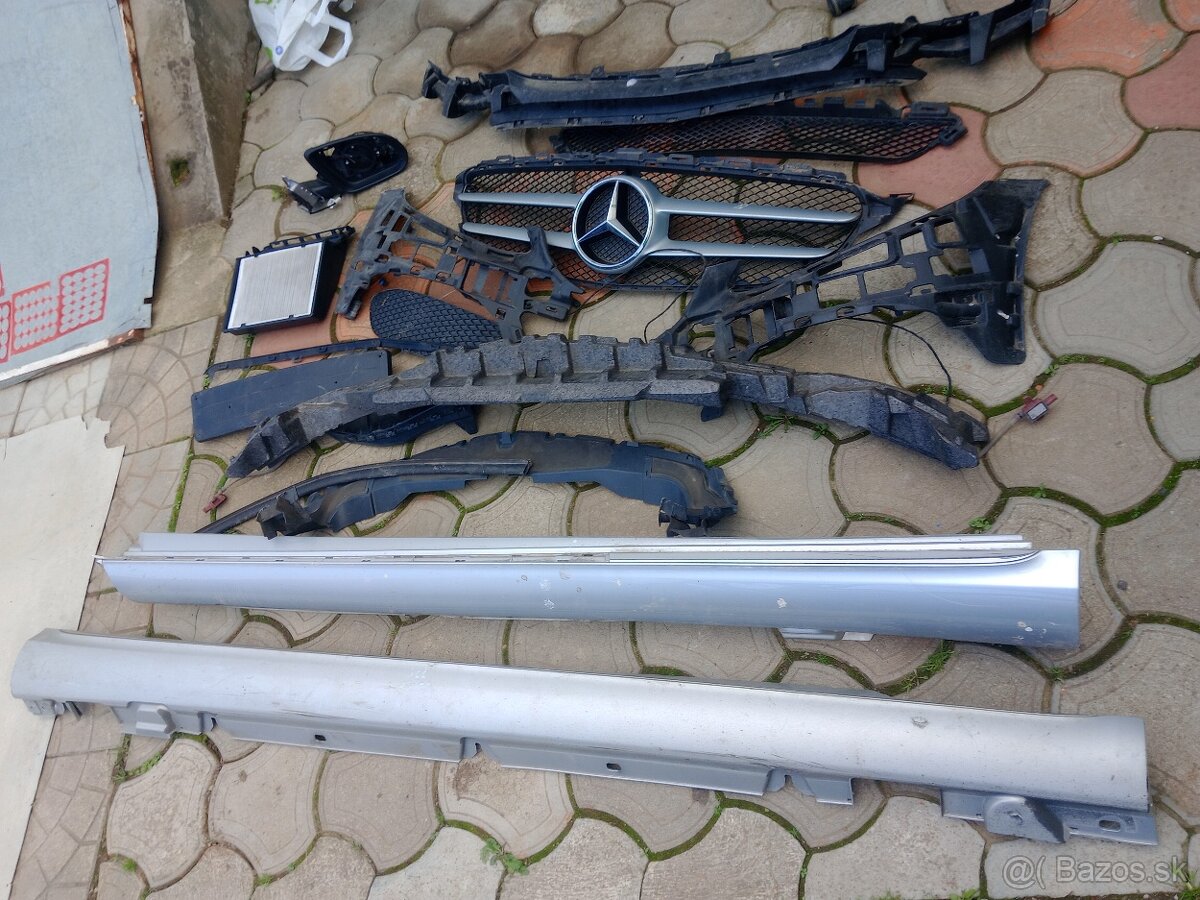 Predam nahradne diely - 3