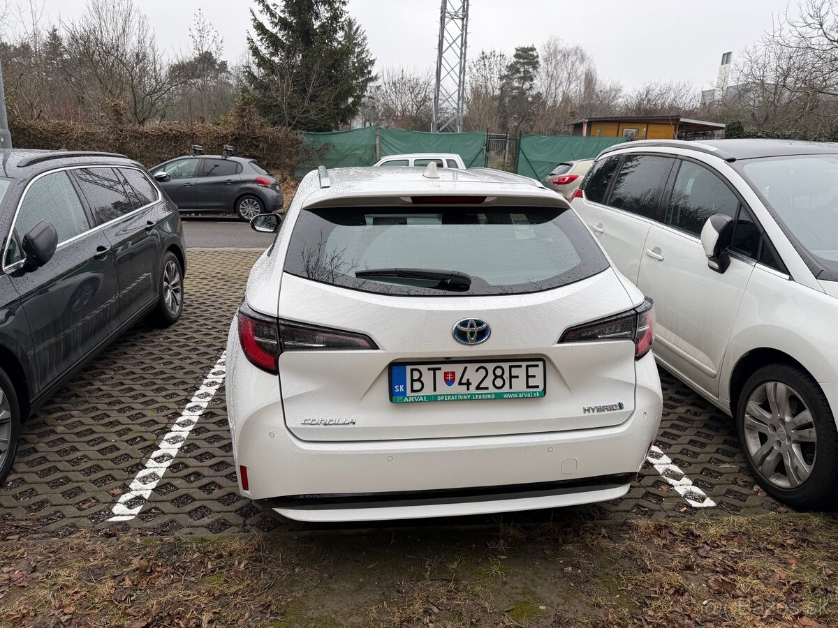 Toyota Corolla 1.8 Hybrid - 3