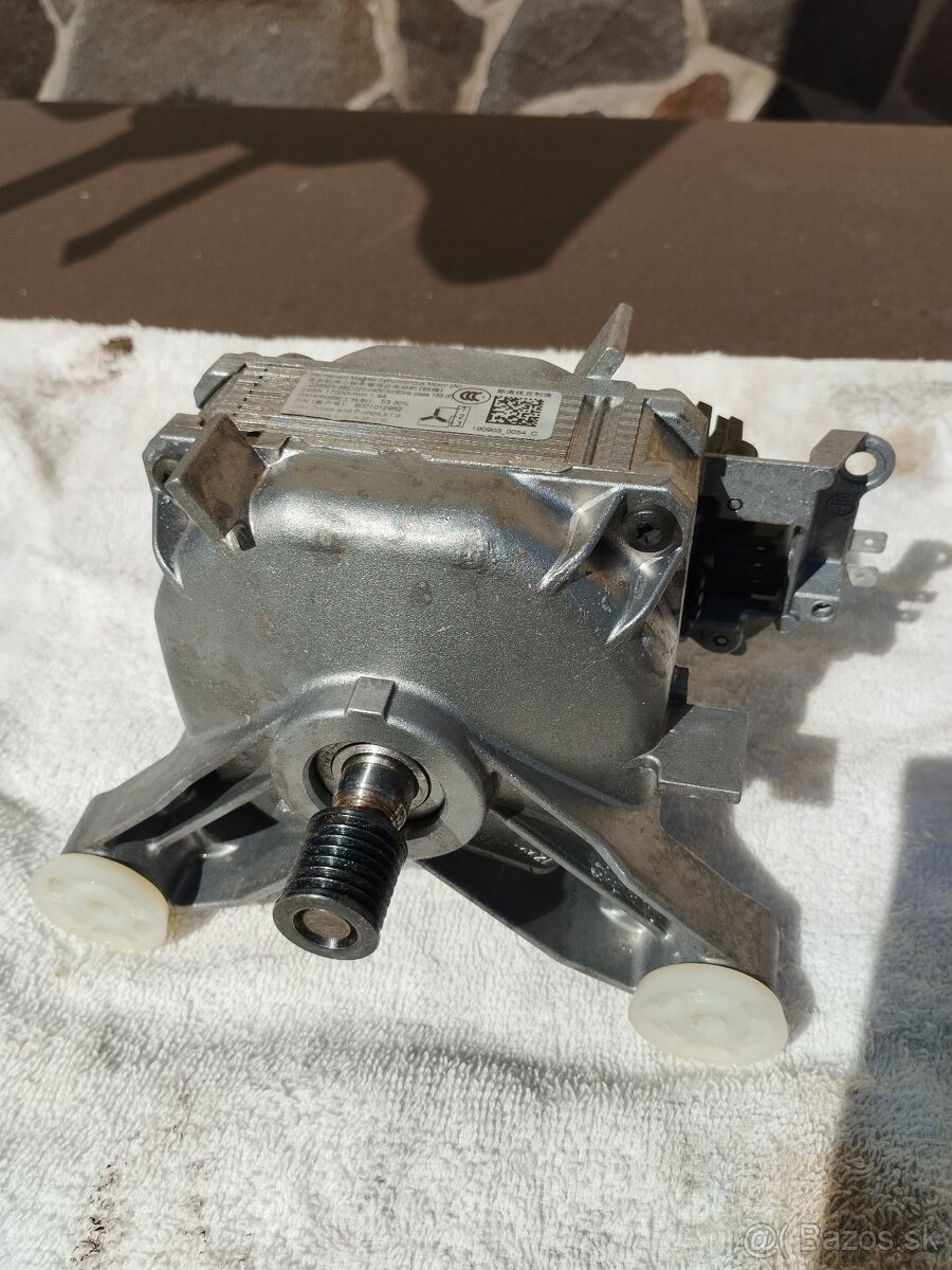 Motorček+ čerpadlo na práčku Bosch 4 - 3