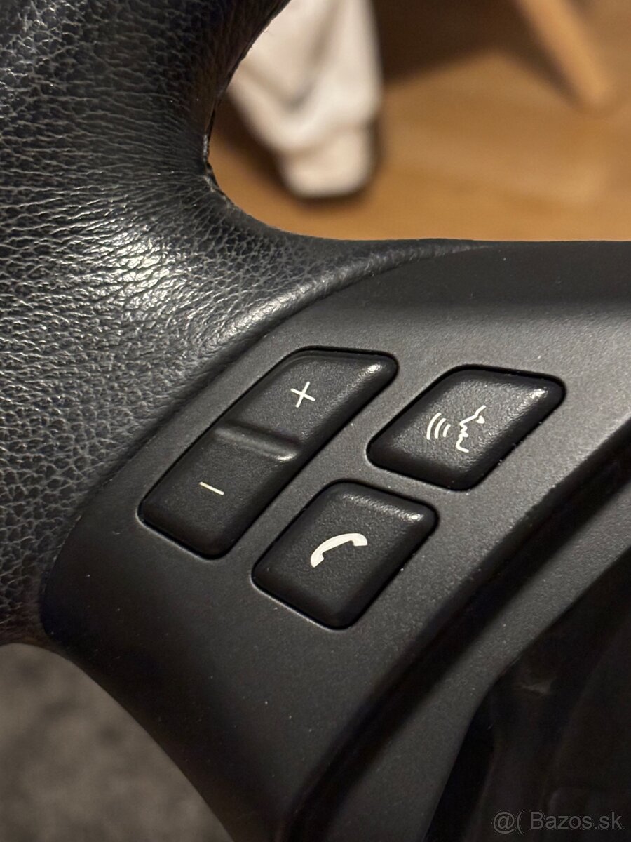 volant bez air-bagu z BMW x1 E84 - 3