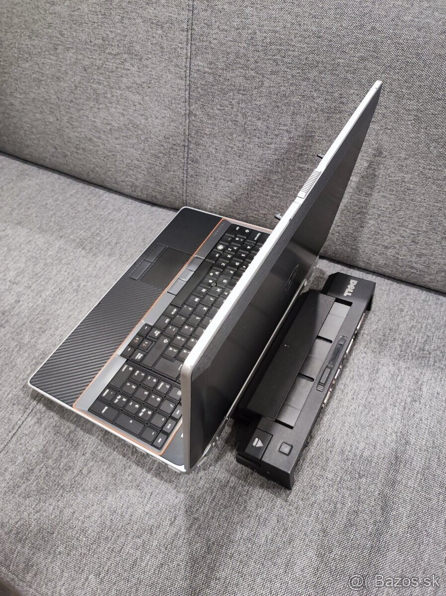 Predám notebook DELL s Core i5, 8GB RAM, SSD - 3