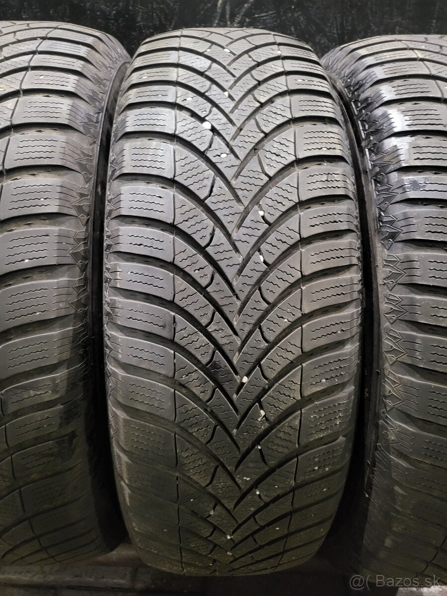 215/70 R16 Semperit zimne pneumatiky - 3