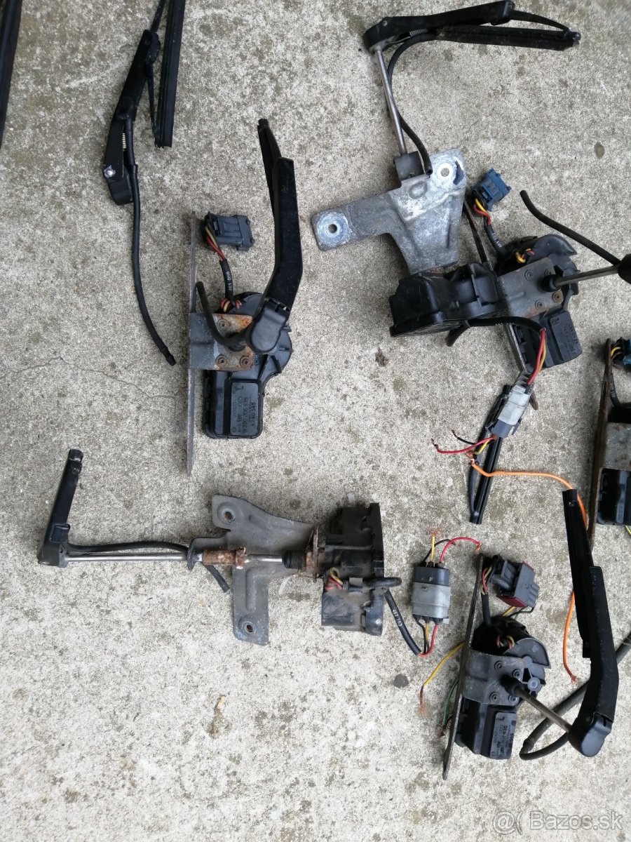 Stierače svetiel SAAB - 3