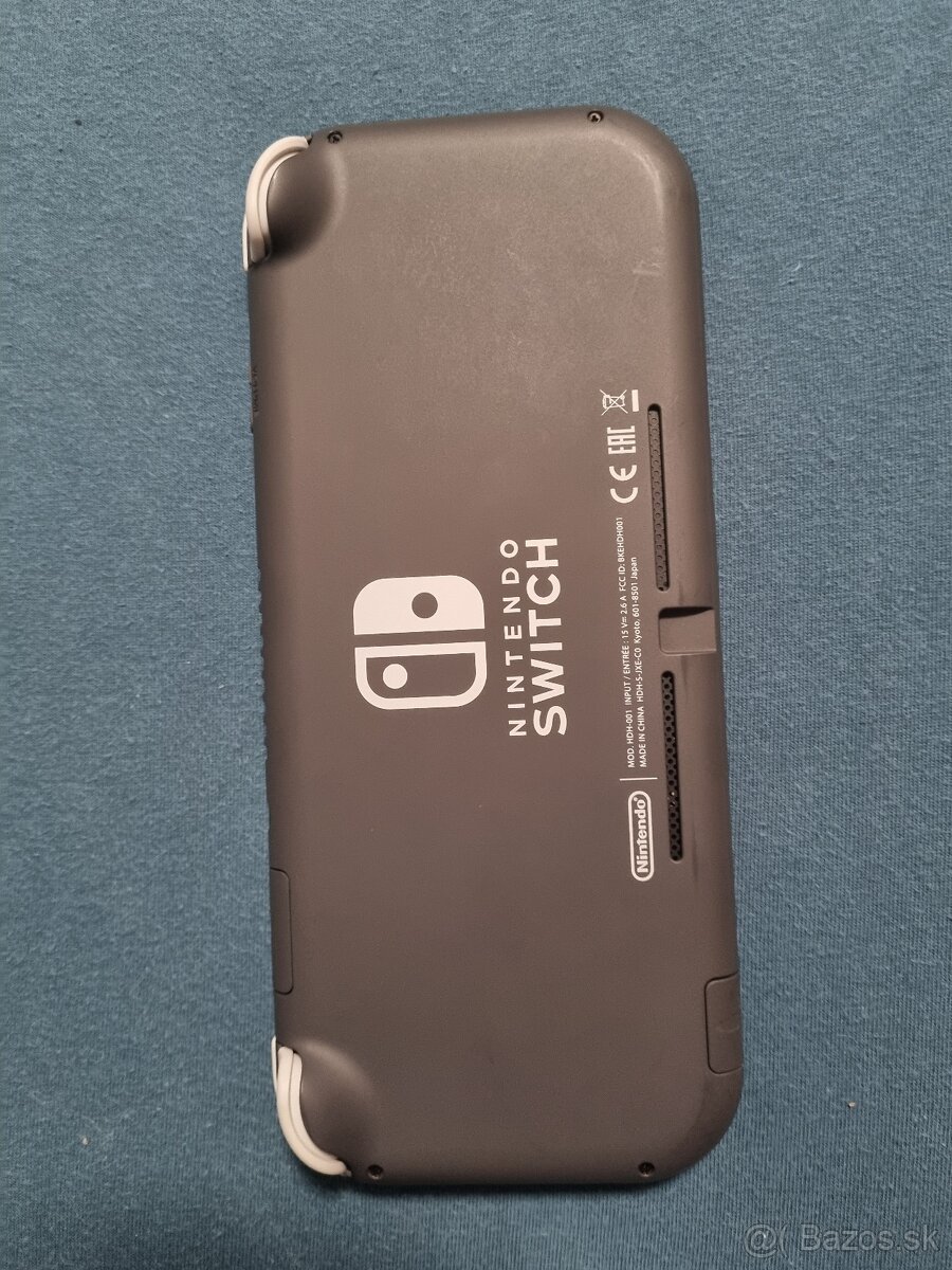 Nintendo Switch Lite Grey + hra + obal - 3