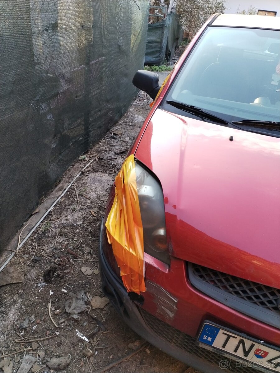 Ford fiesta - 3