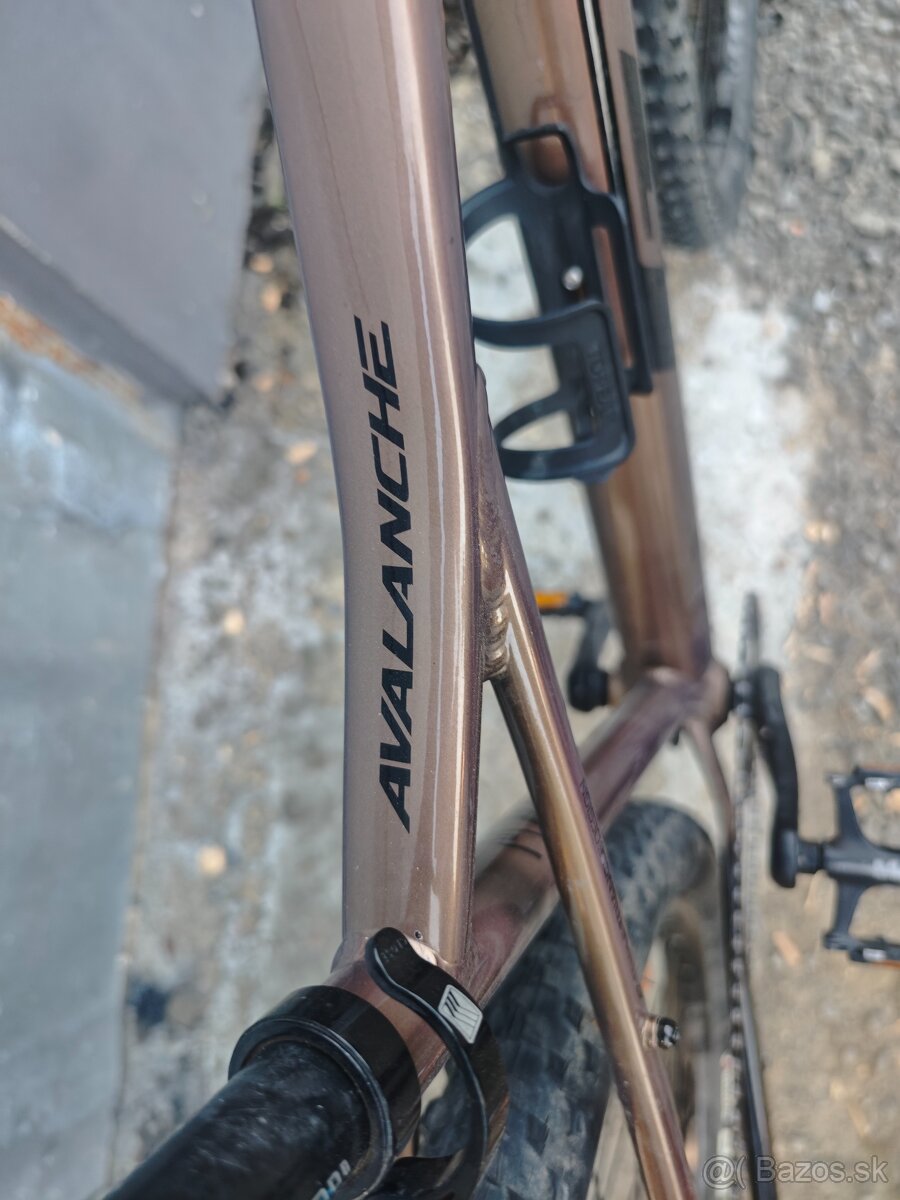 GT Avalanche Expert 29, - 3