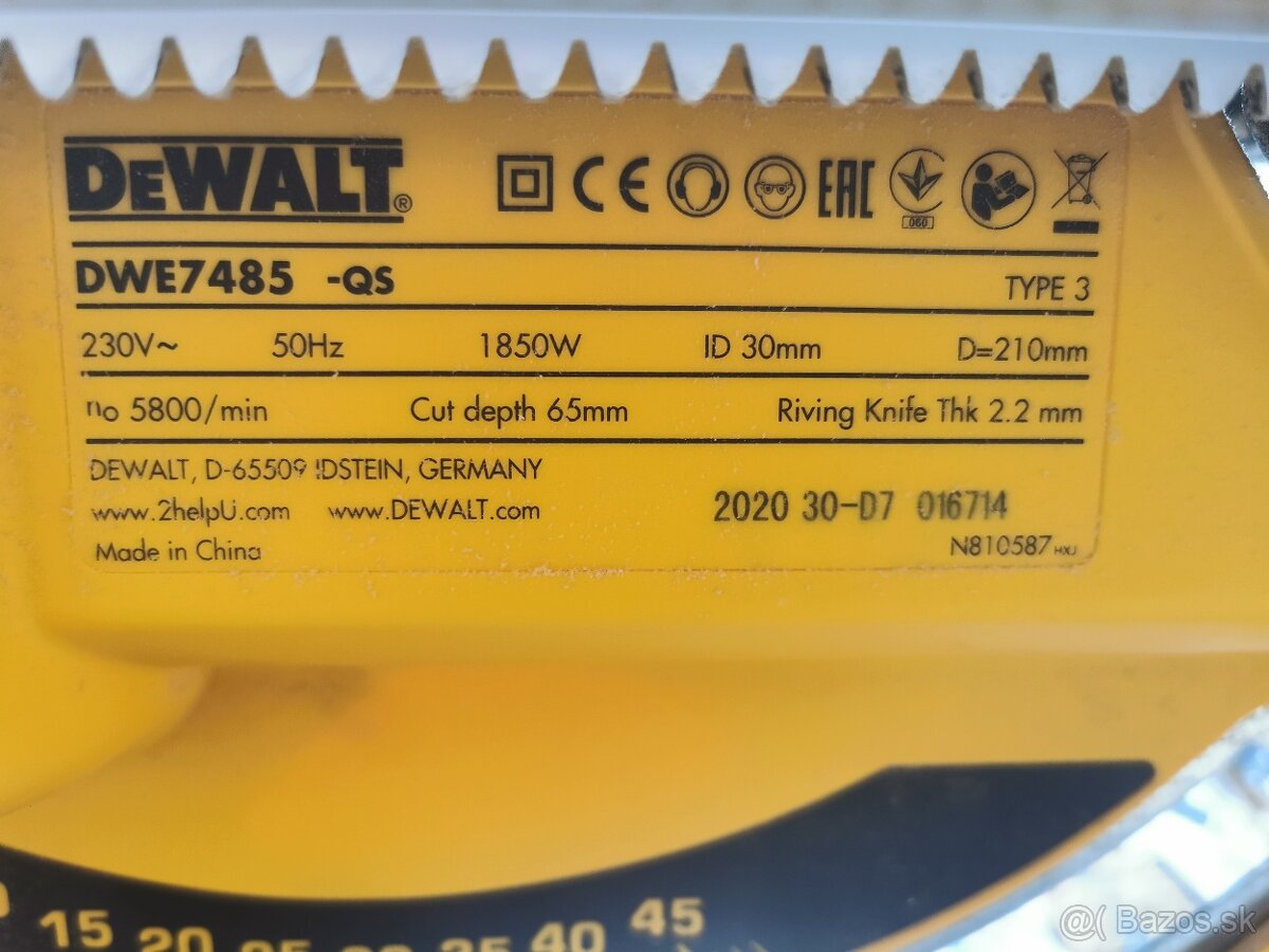 Stolova pila Dewalt a odsavac Scheppach - 3