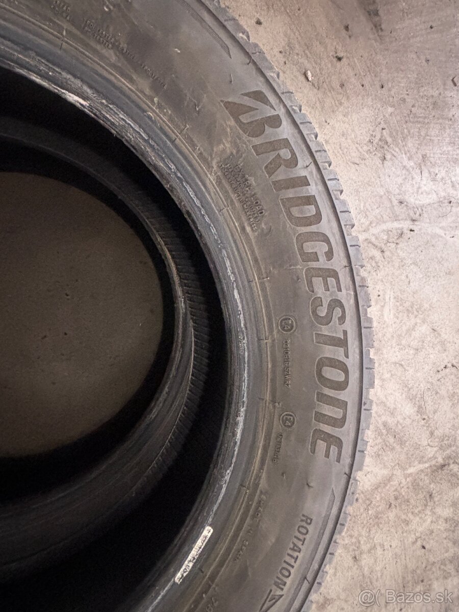225/60R17 zimne Bridgestone - 3