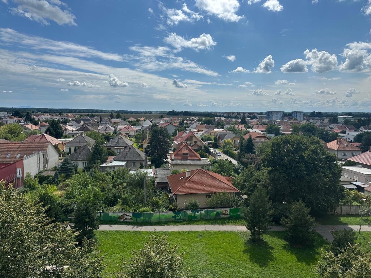 Dvojizbový byt v centre mesta Malacky, dočasne rezervované - 3