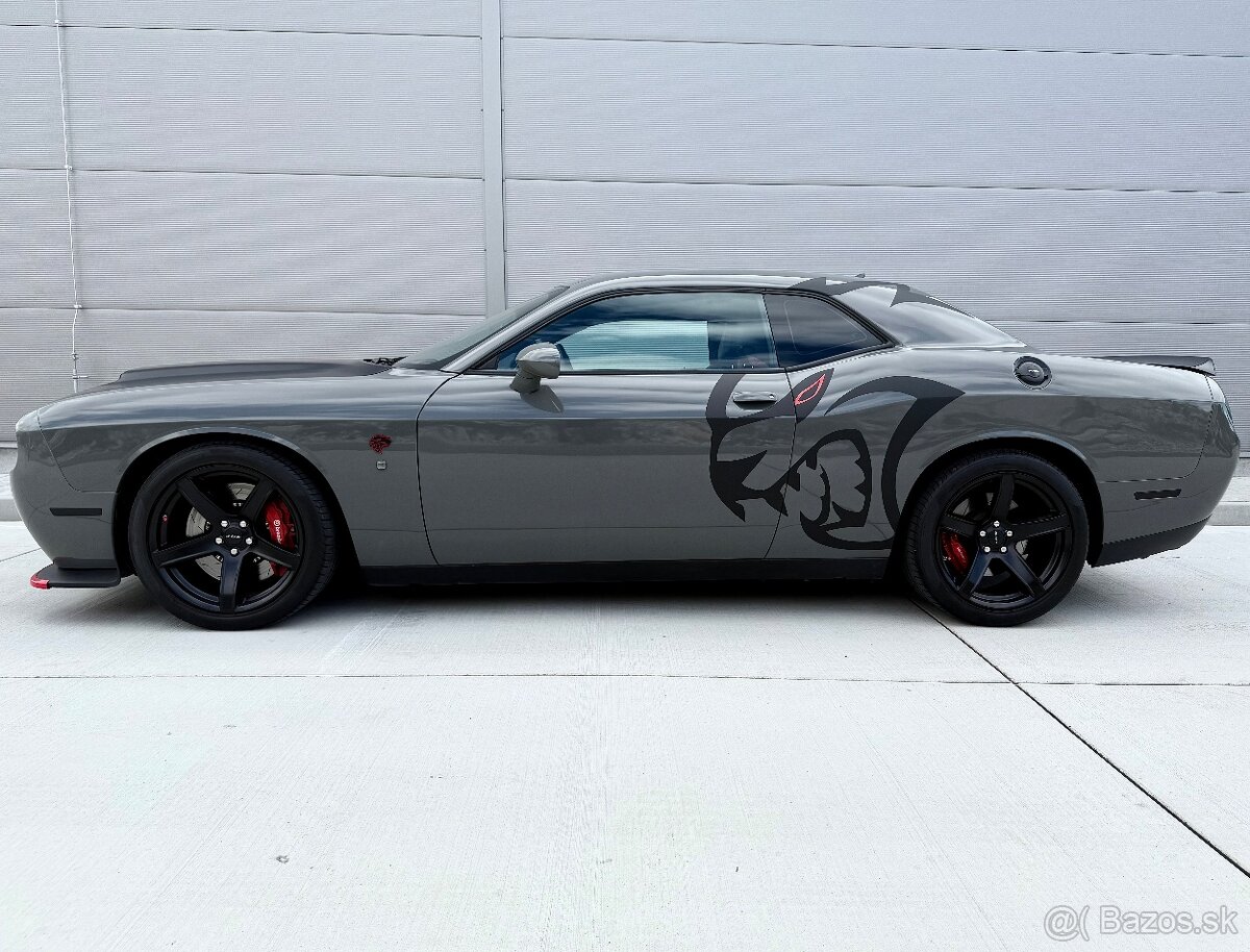 Dodge Challenger SRT Hellcat 6.2 V8 – 717 P - 3