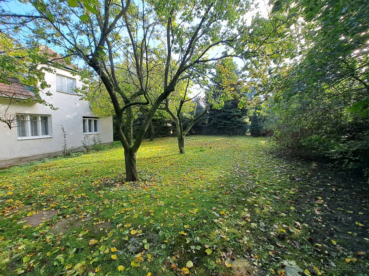 Rodinný dom na predaj - Staré mesto - 3