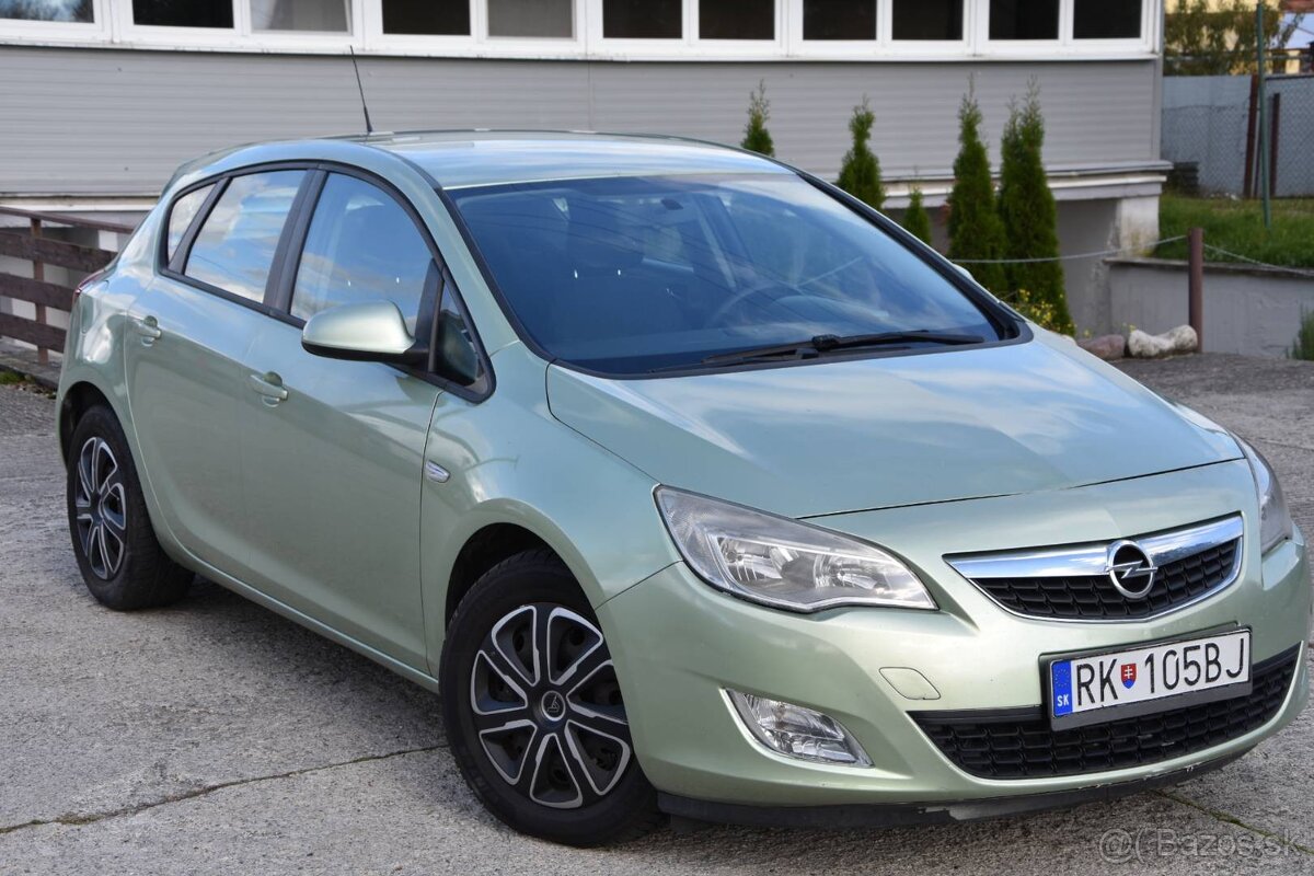Opel Astra Classic III 1.7 CDTi 110k - 3