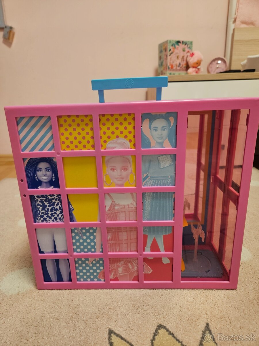 Barbie šatník - 3