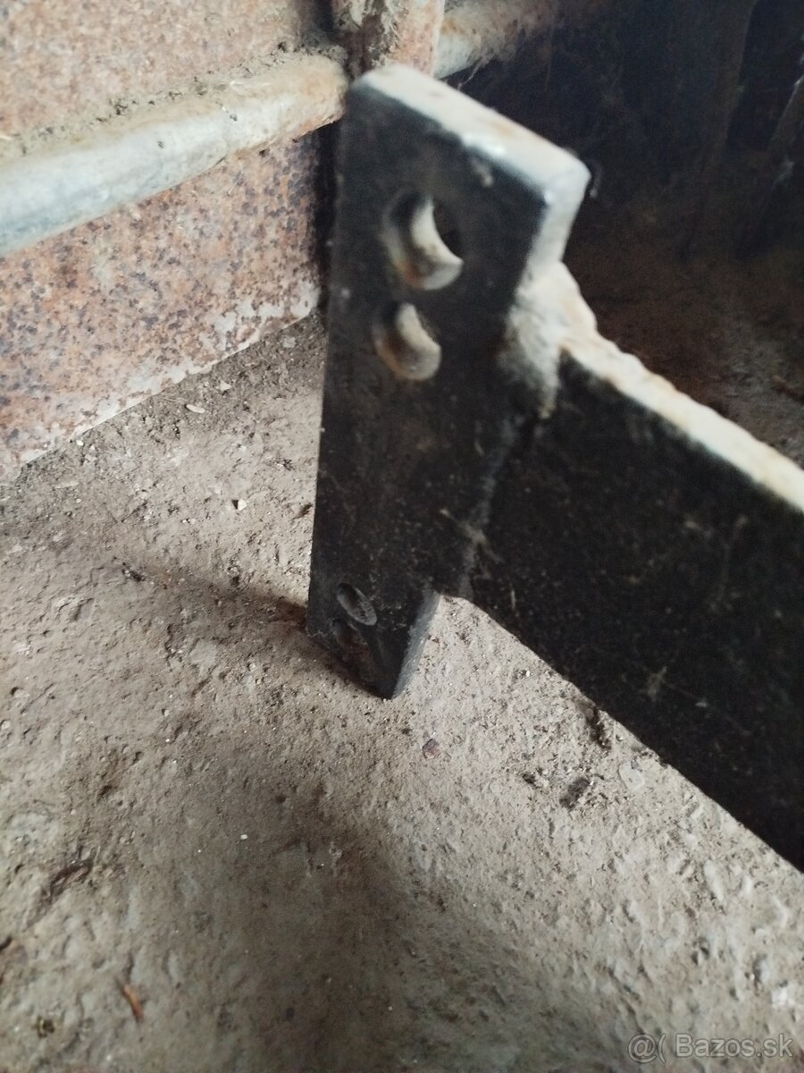 Zadné tiahlo Zetor 25 - 3