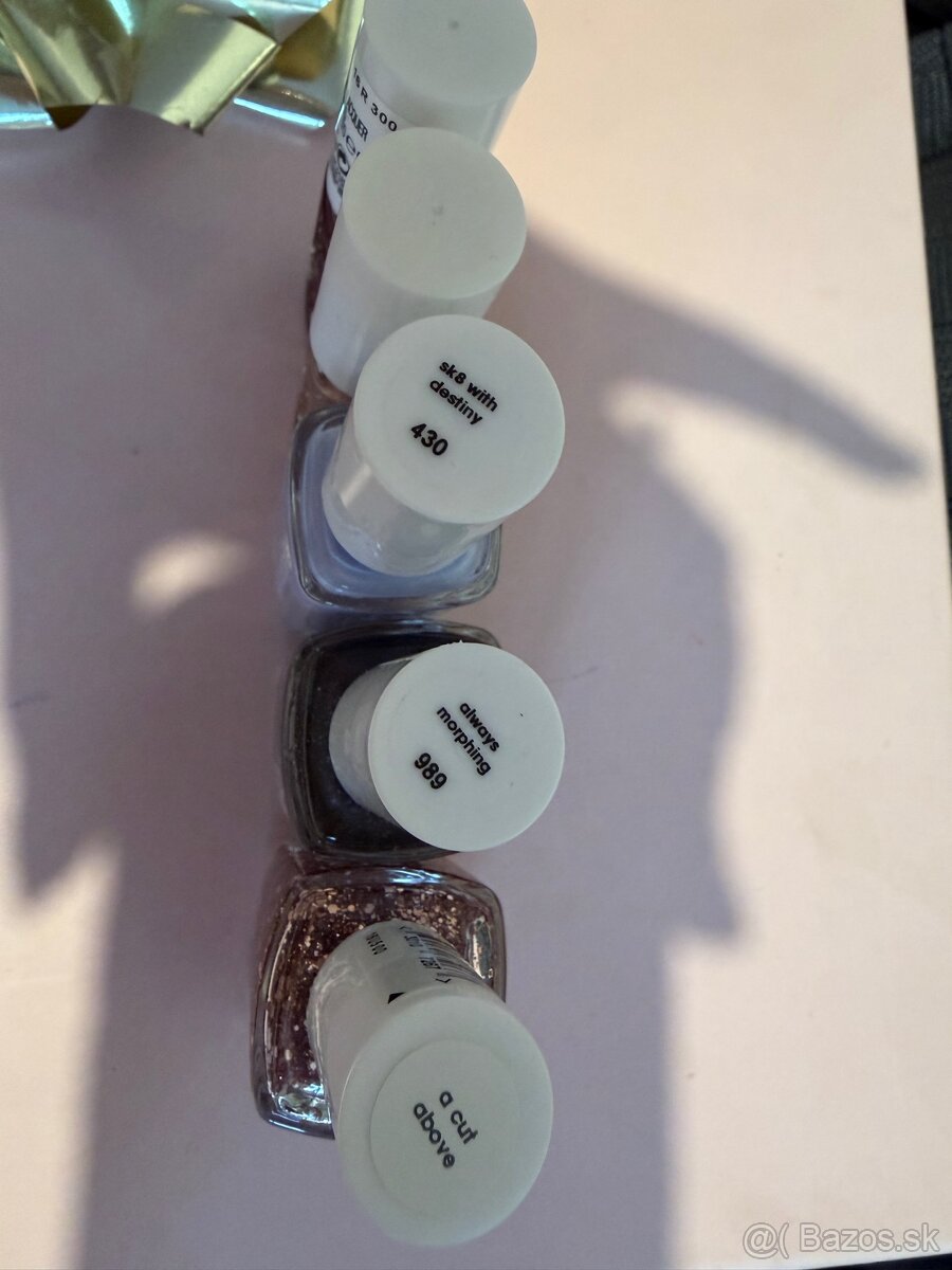 Essie laky na nechty - 3