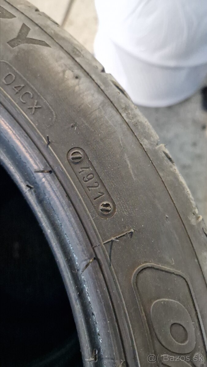 245/40 R18 letné - 3