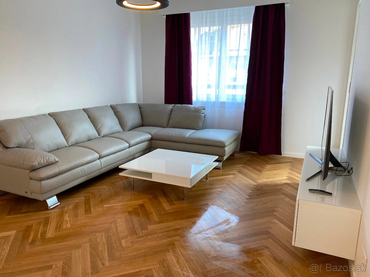 Realitný kancelária REALADR s.r.o. - 3