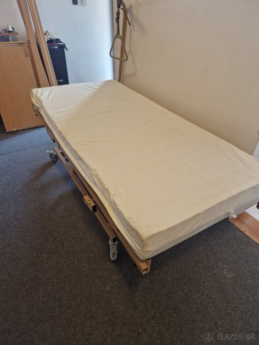 Polohovatelna postel - 3
