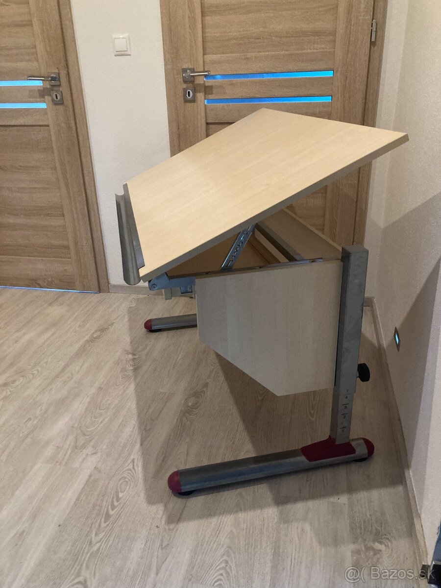 Rastúci stôl - 3
