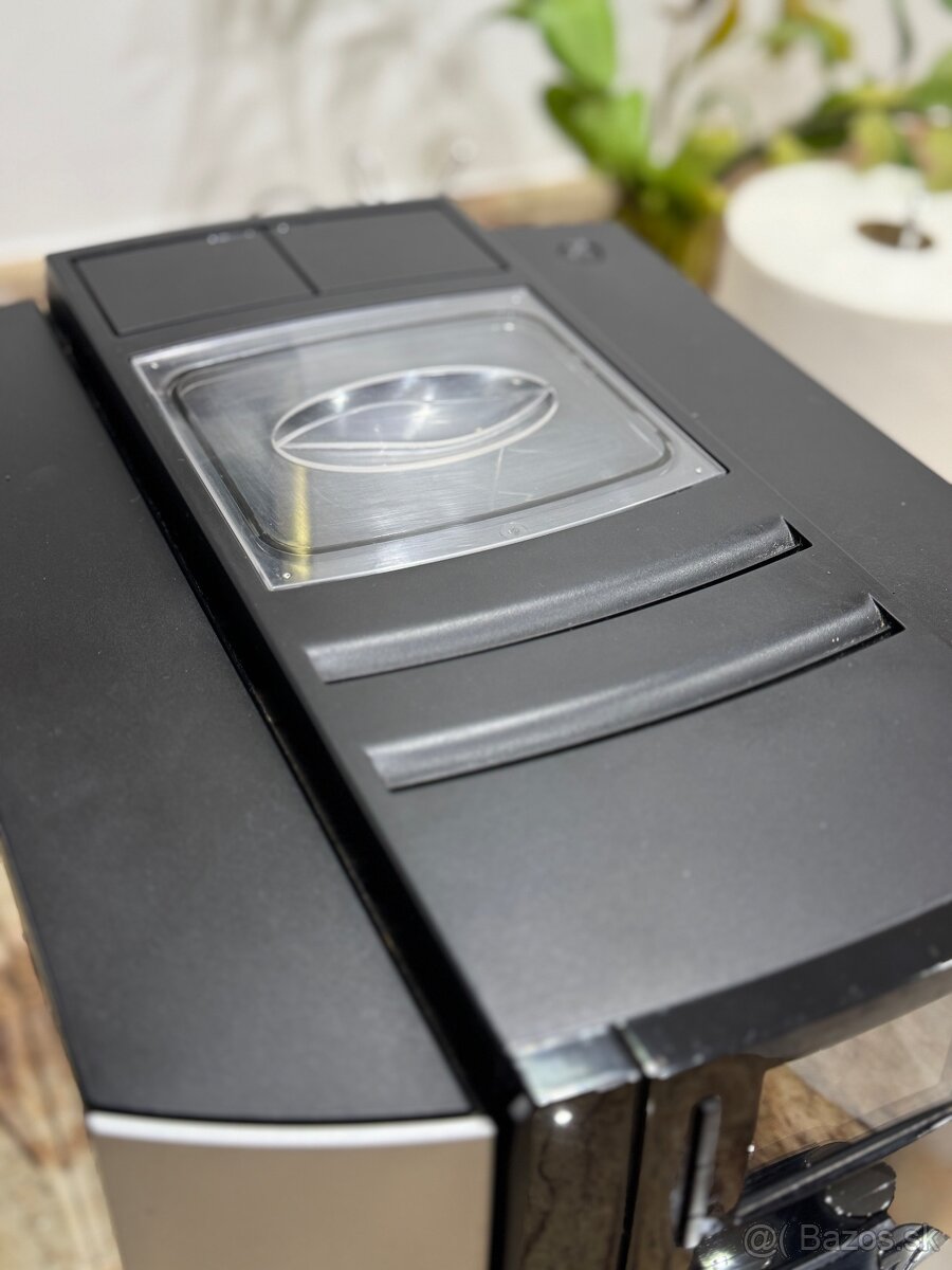 Automatický kávovar JURA E6 - 3