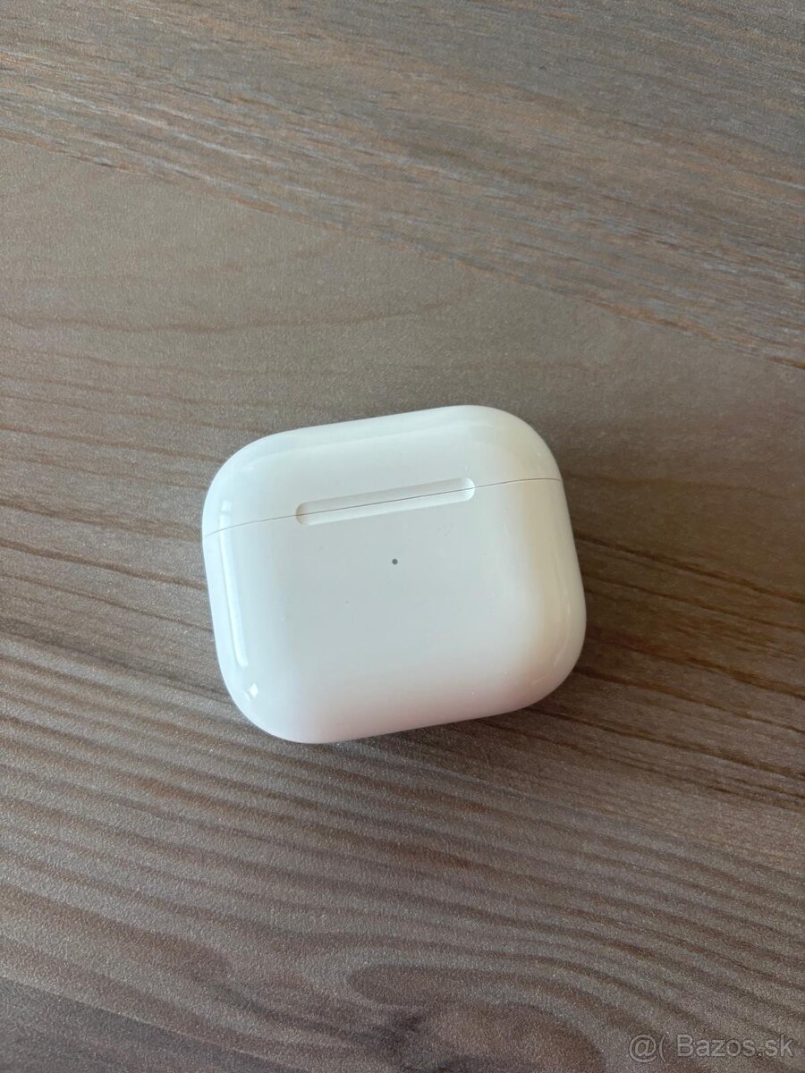 Apple Airpods 3 (bezdrôtové nabíjanie) - 3