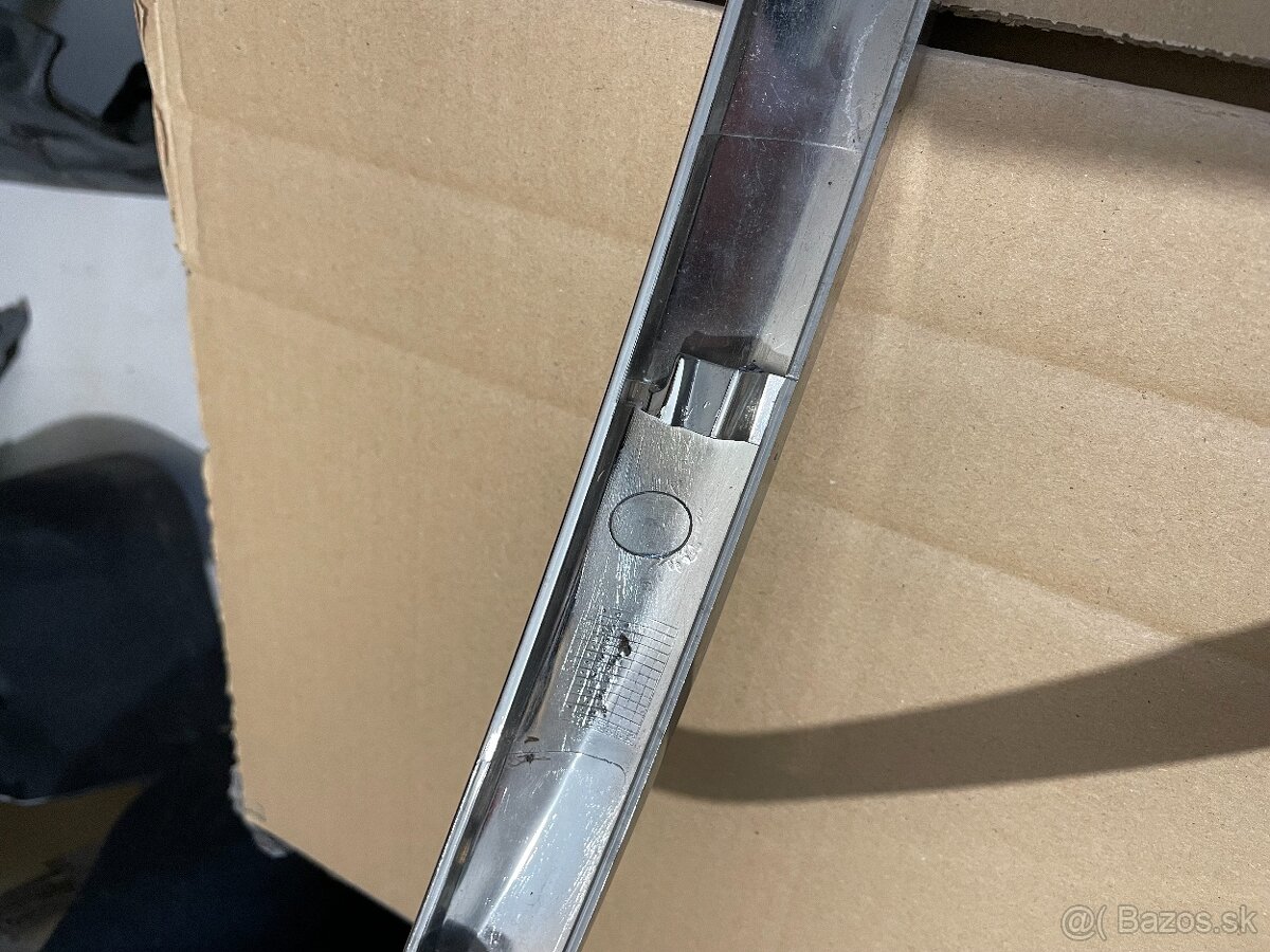 Chrómová lišta Peugeot 308 T9 lift - 3