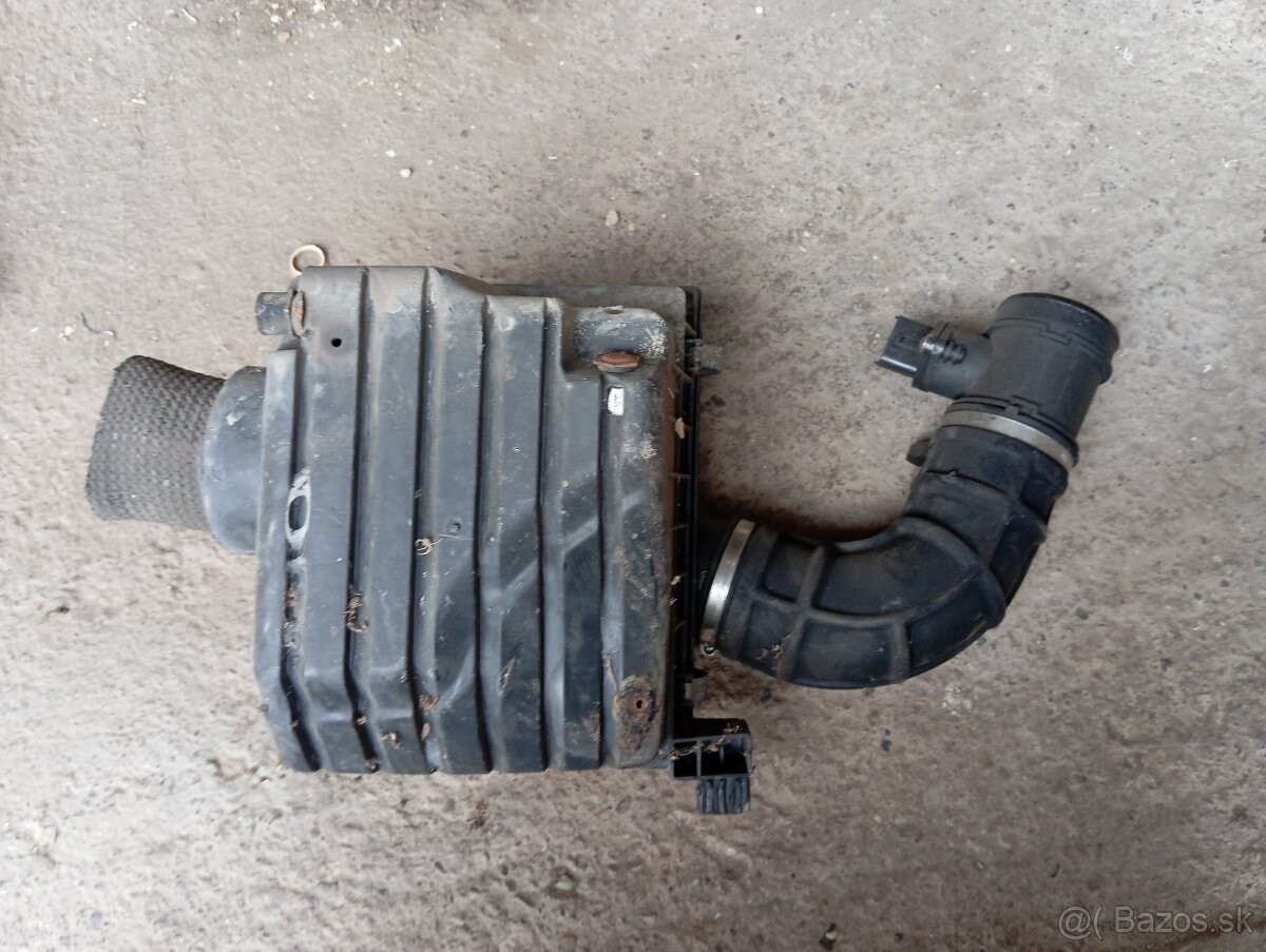 Držiaki na vzduchový filter Opel Vectra b - 3