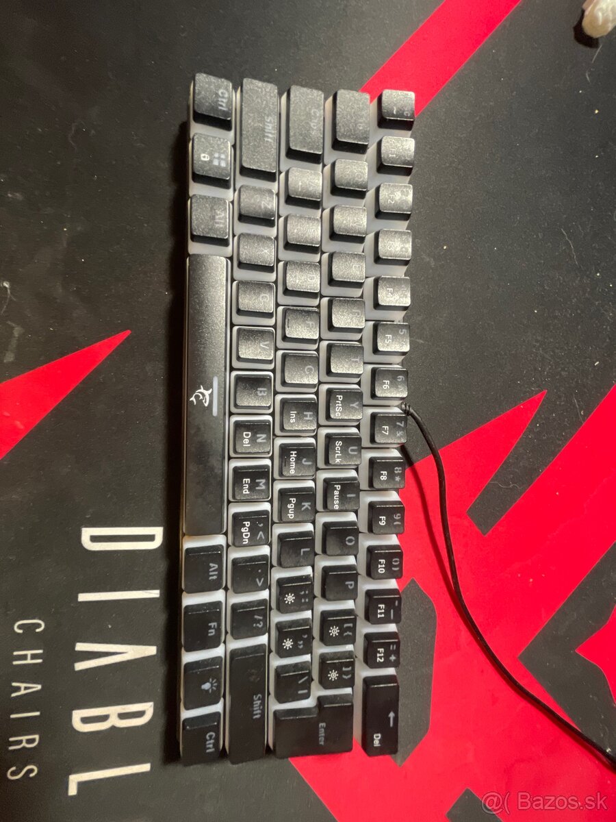 Herná klávesnica white Shark - 3