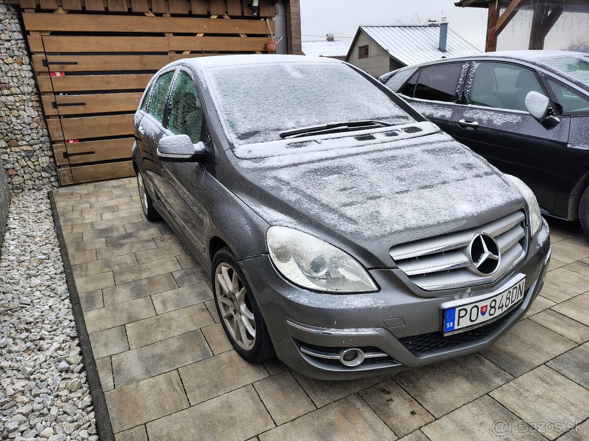 Mercedes B180 automat - 3