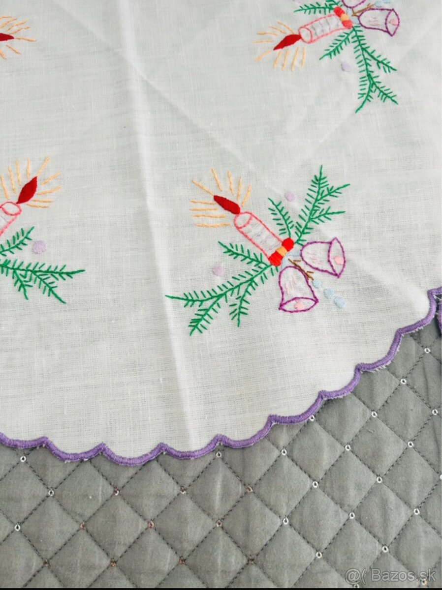 Ručne vyšívané obrusy - 3