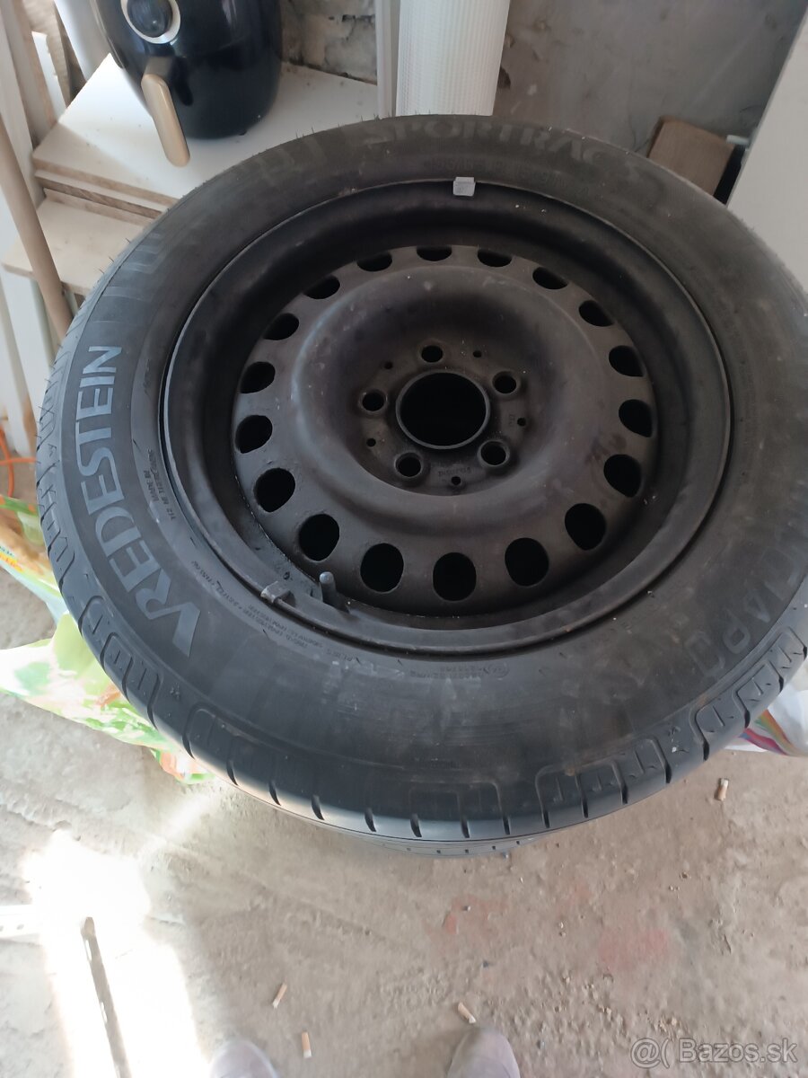 195/65 r15 - 3