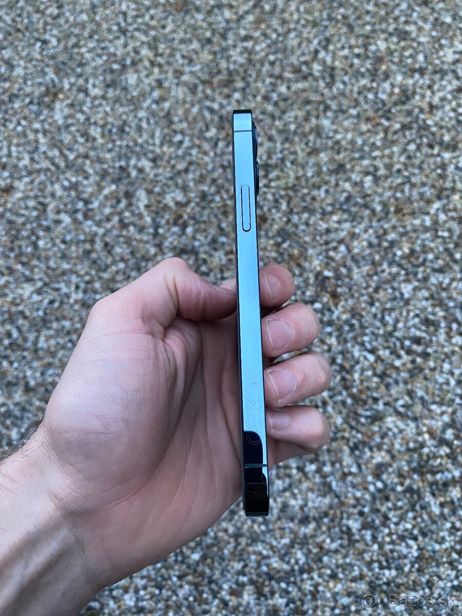 IPhone 12 Pro - baterie 100% - 3