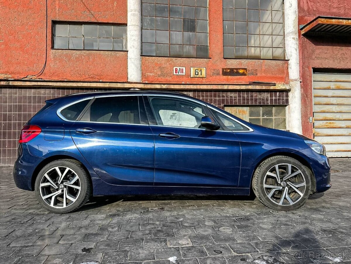 BMW Rad 2 Active Tourer 2 218d Luxury Line A/T - 3