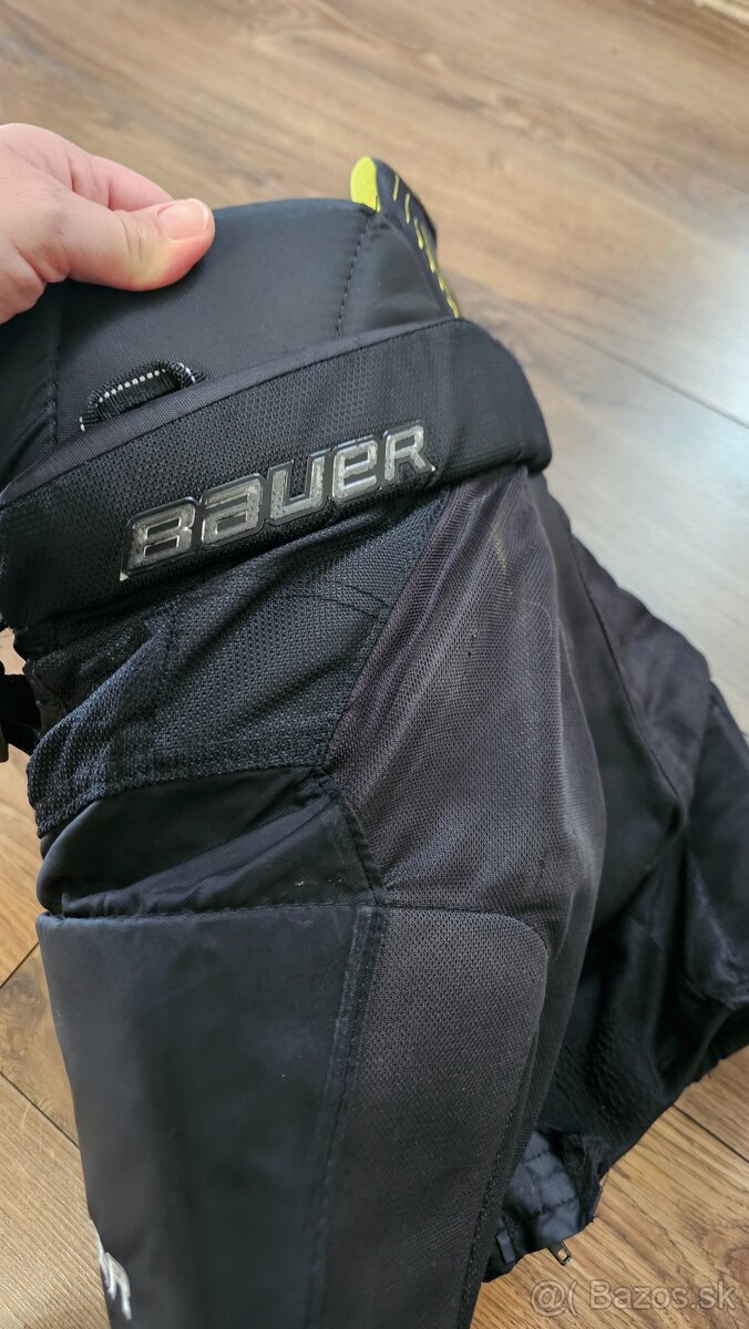 Predam detske hokejove nohavice - 3