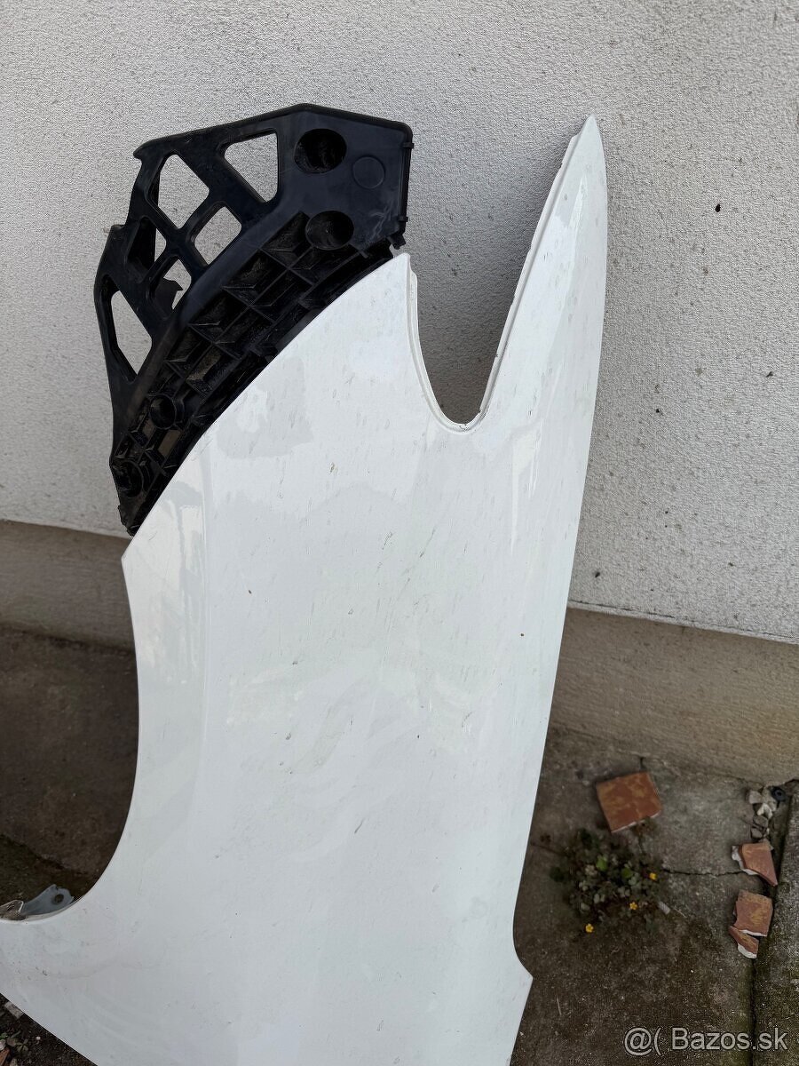 Ľavý predný Blatnik Toyota Auris II E180 040 - 3