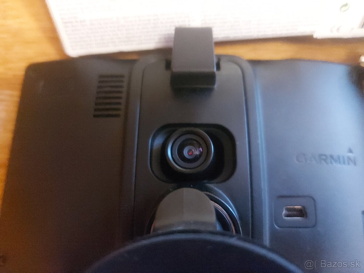 Predám Garmin DriveAssist 50 LMT s čelnou kamerou - 3