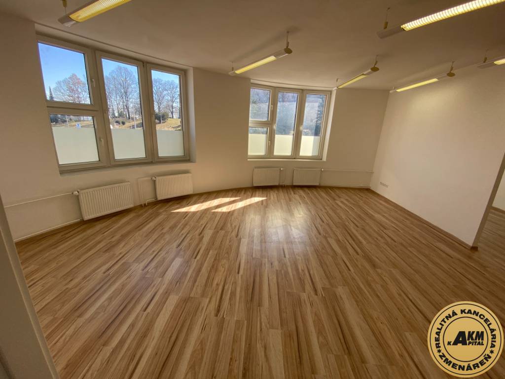 Exkluzívne kancelárske priestory v centre mesta Zvolen Prená - 3