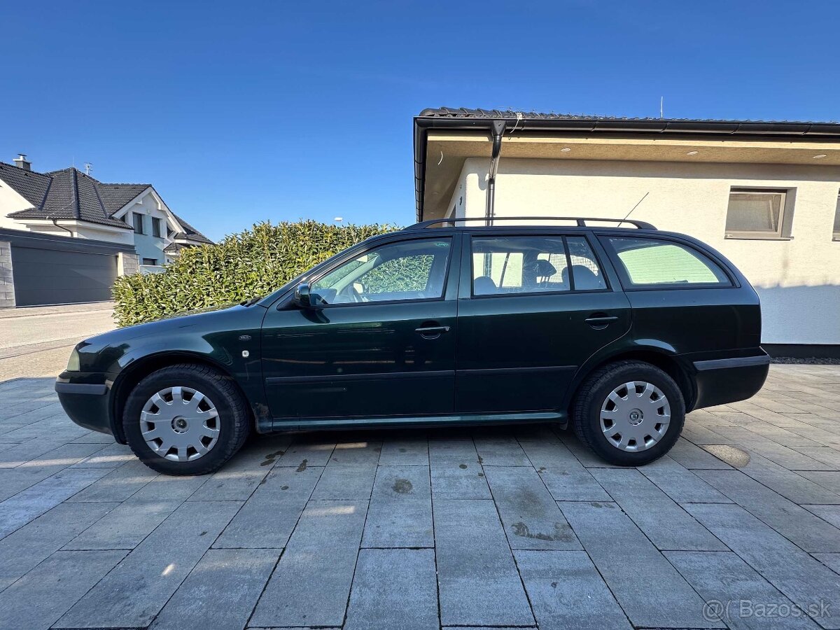 Škoda Octavia Combi - benzín 1,6i - 3