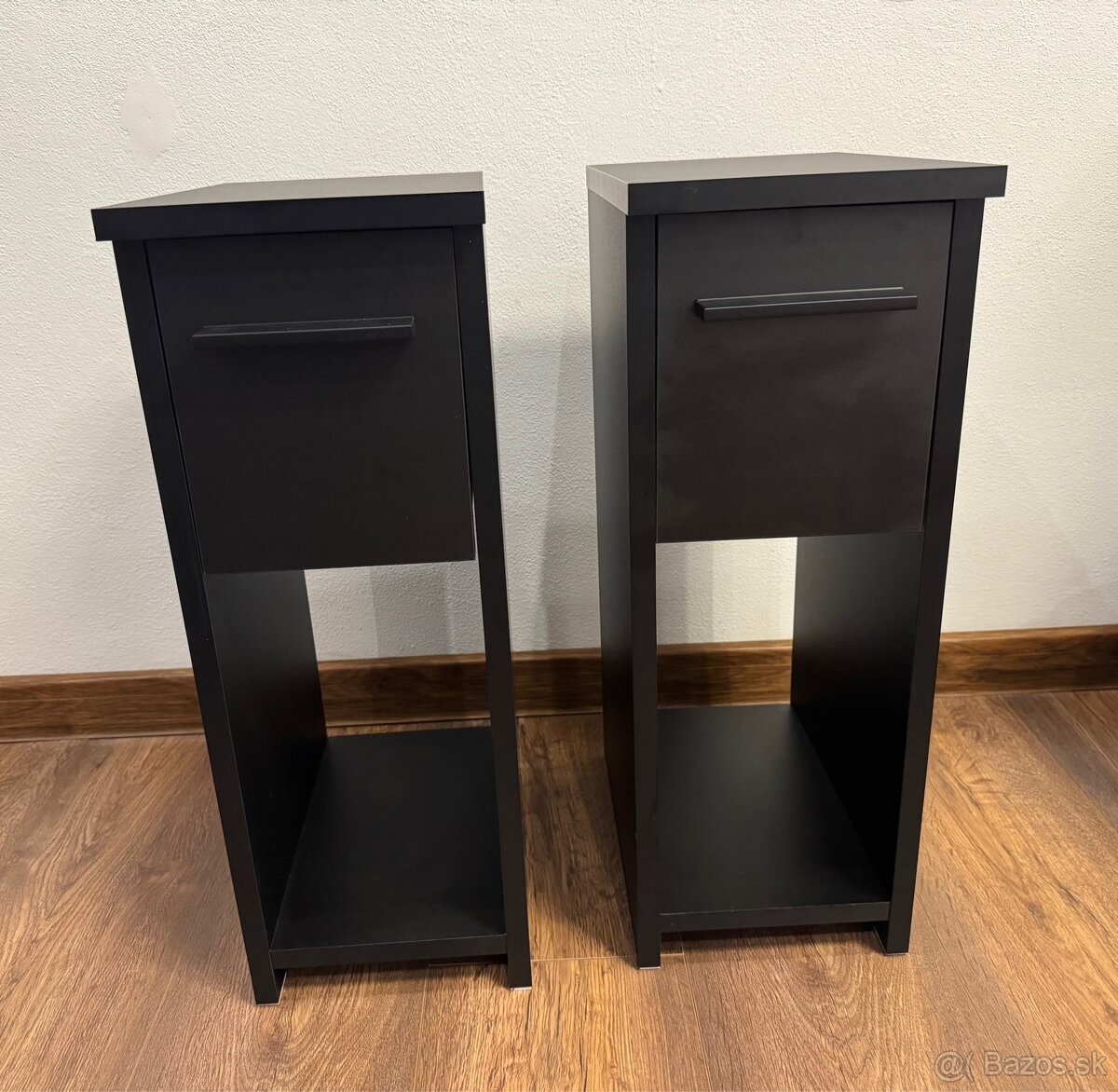 2 nočné stolíky-ČÁRY - 3