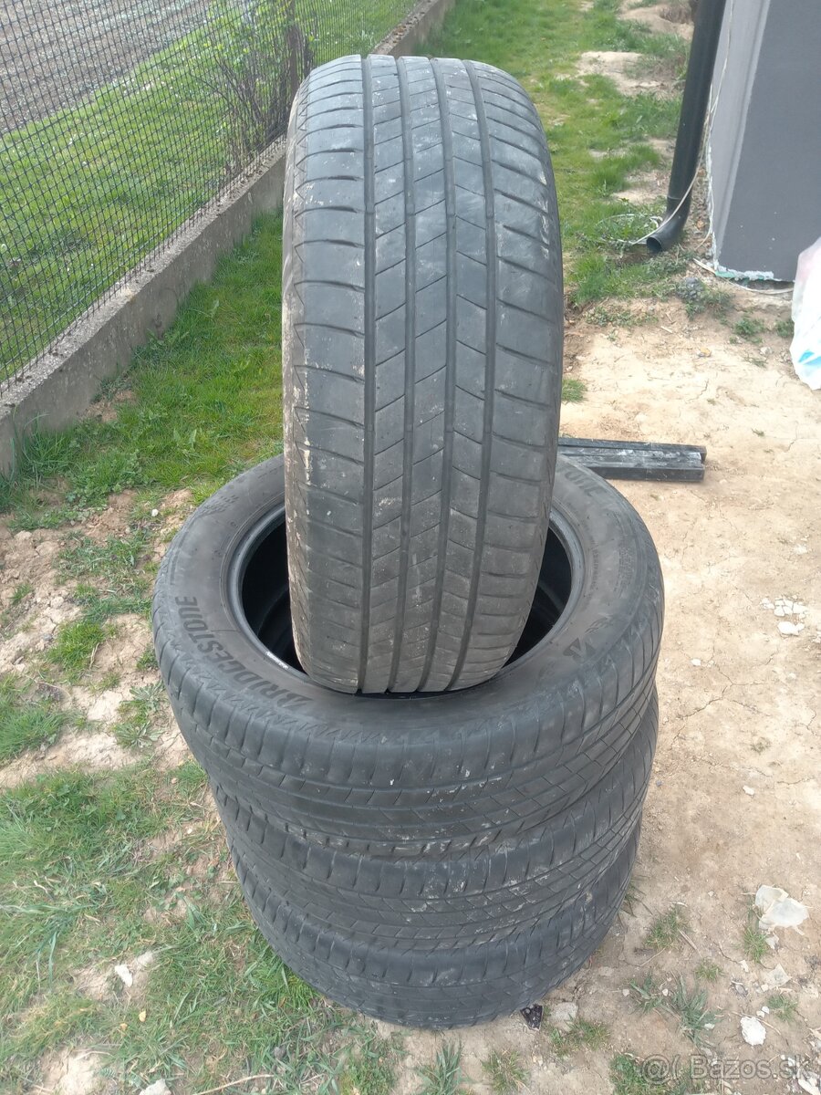 Letné pneu 235/55 r 19 - 3