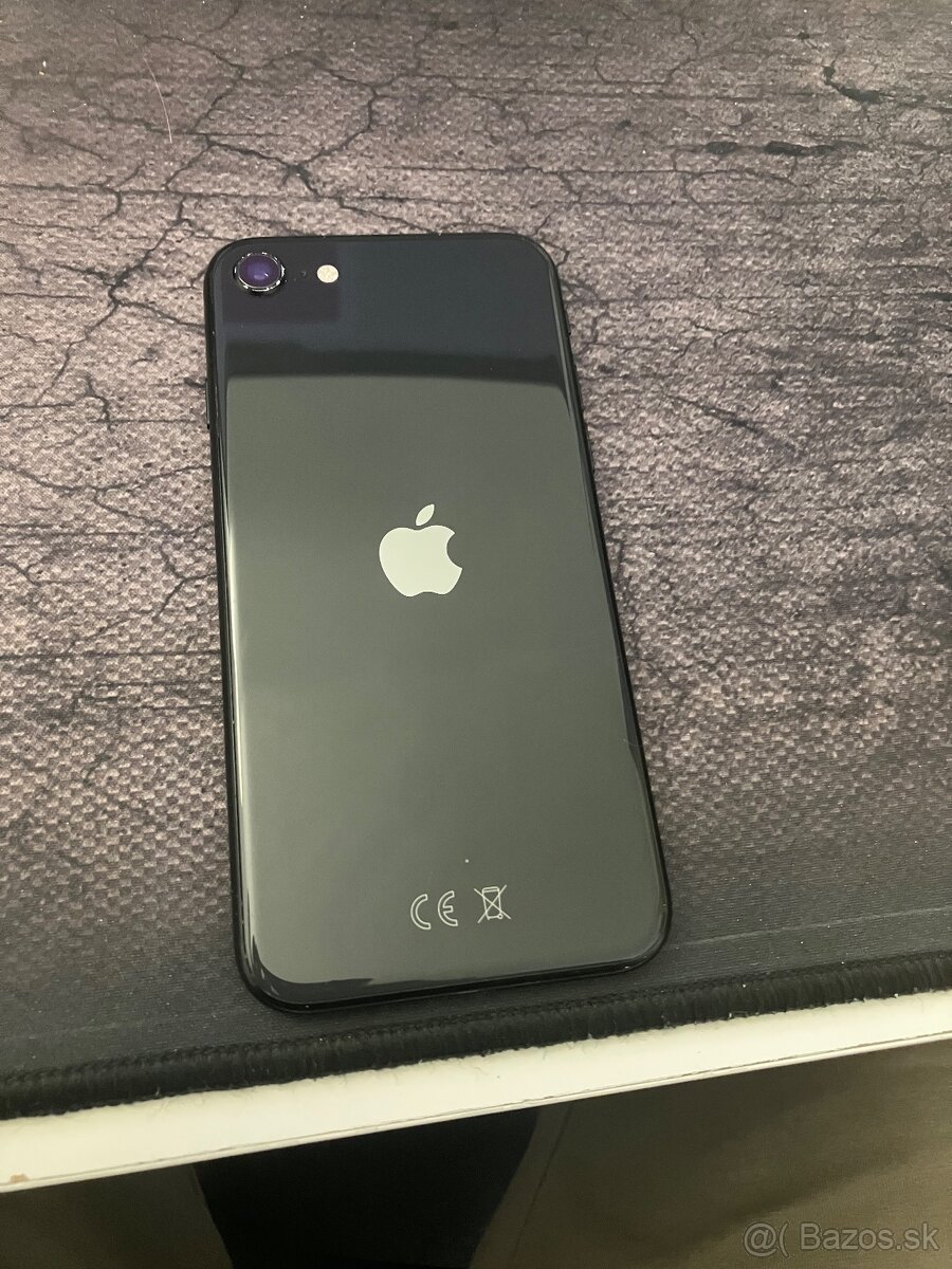 iPhone SE 2020 - 3